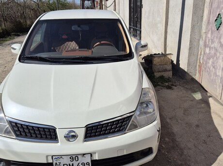 Nissan Tiida 2007