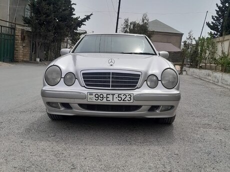 Mercedes E 270 2000