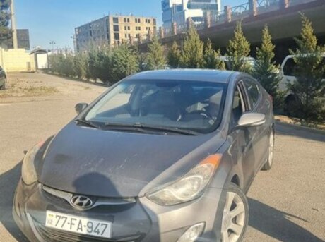 Hyundai Elantra 2012