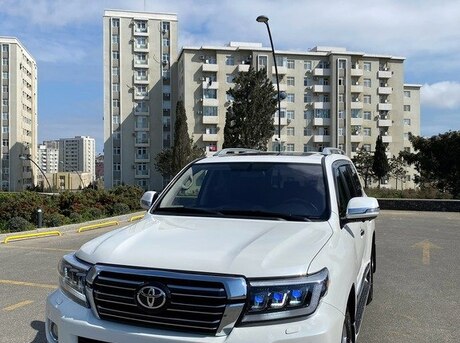 Toyota Land Cruiser 2013