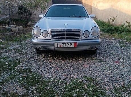 Mercedes E 200 1998