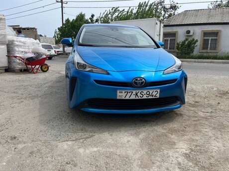 Toyota Prius 2021
