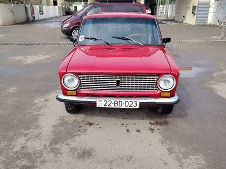LADA (VAZ) 21011 1983