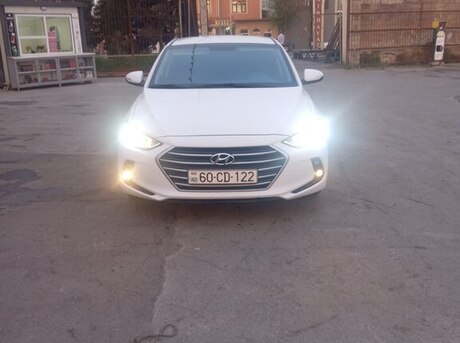 Hyundai Elantra 2015