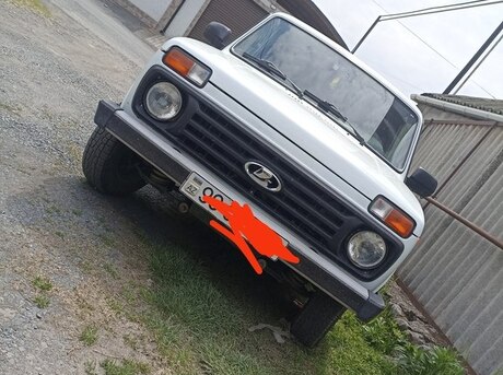LADA (VAZ) Niva 2012