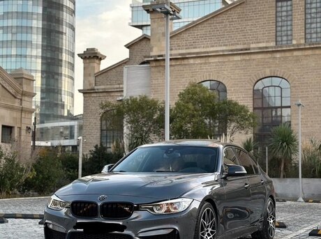 BMW 330 2017