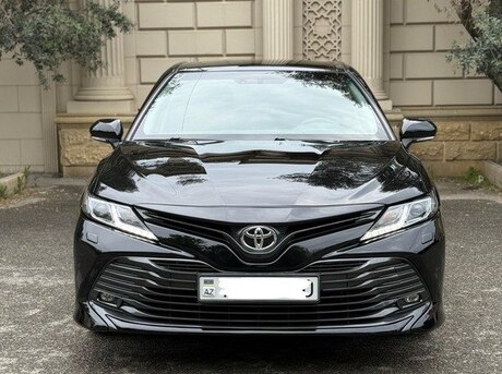 Toyota Camry 2019