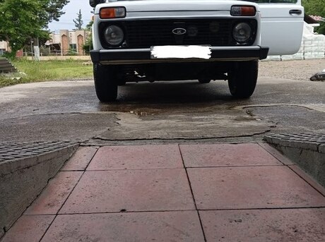 LADA (VAZ) Niva 2013