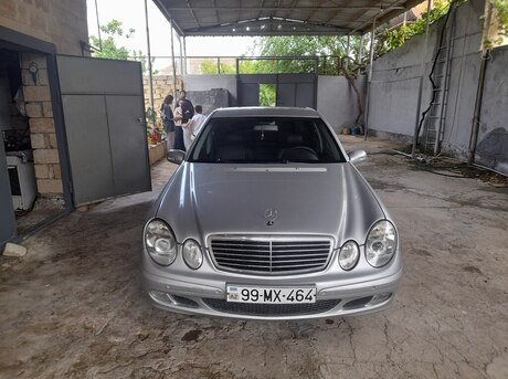 Mercedes E 220 d 2002