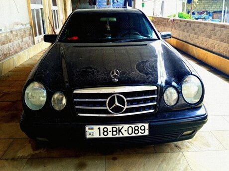 Mercedes E 240 1999