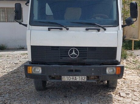 Mercedes Atego 814 1990