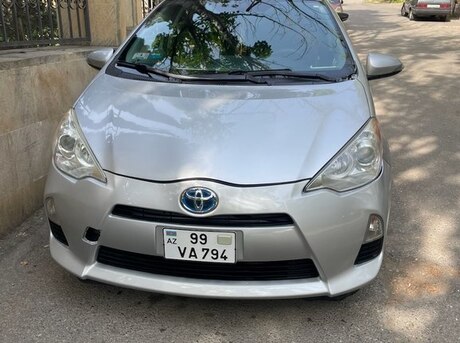 Toyota Prius C 2013