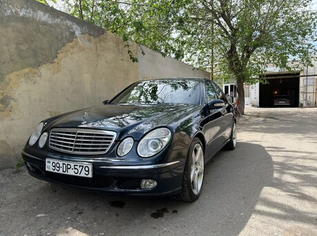 Mercedes E 220 d 2003