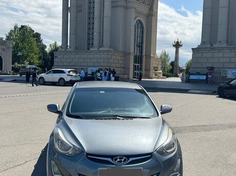 Hyundai Elantra 2015