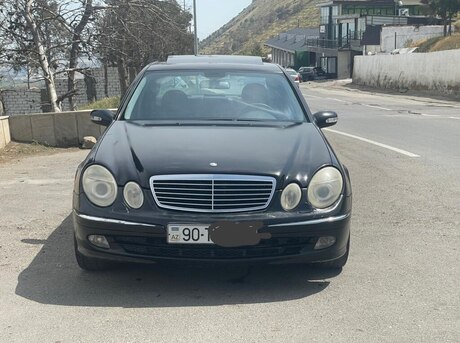 Mercedes E 270 2003