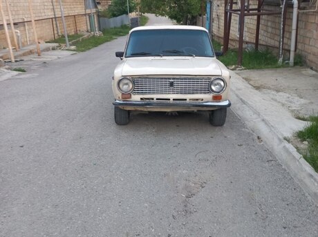 LADA (VAZ) 21011 1975