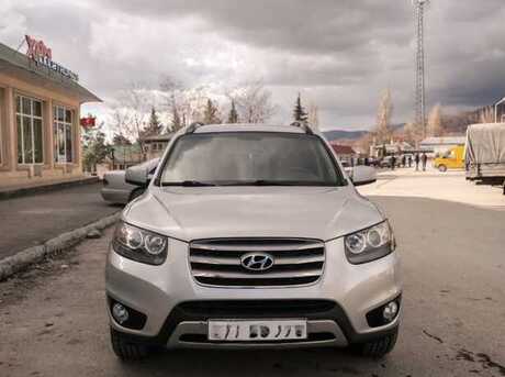 Hyundai Santa Fe 2011