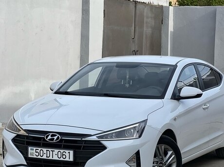 Hyundai Elantra 2019