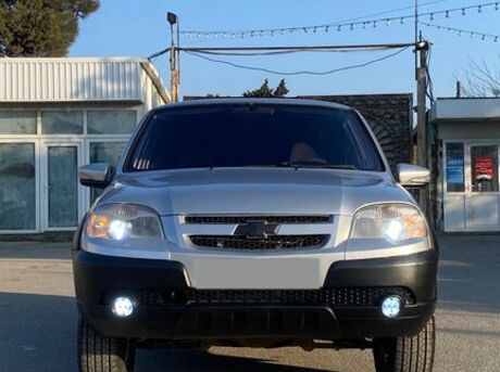 Chevrolet Niva 2013
