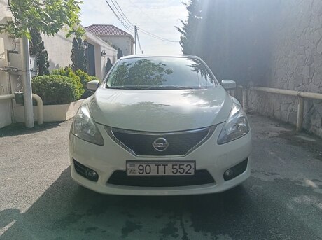 Nissan Tiida 2013
