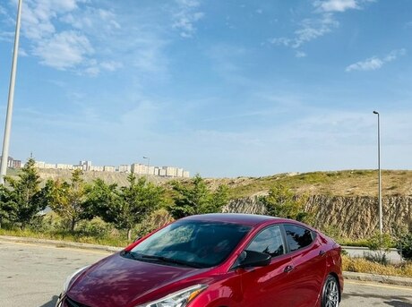 Hyundai Elantra 2015