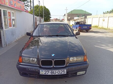 BMW 320 1994