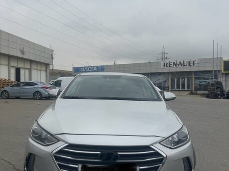 Hyundai Elantra 2016