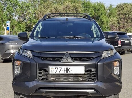 Mitsubishi L200 2021