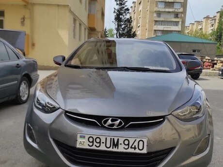 Hyundai Elantra 2012