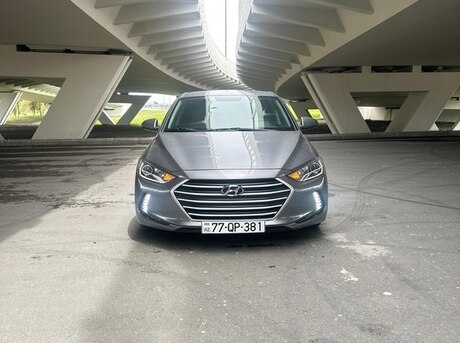 Hyundai Elantra 2017