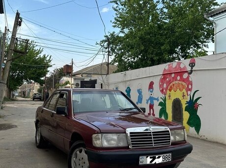 Mercedes 190 1990