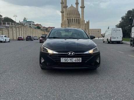 Hyundai Elantra 2018