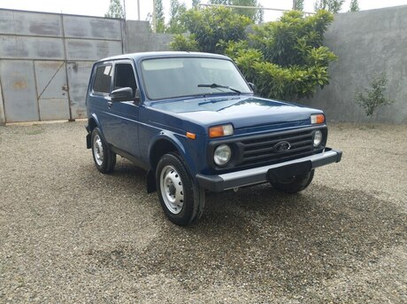 LADA (VAZ) Niva 2013