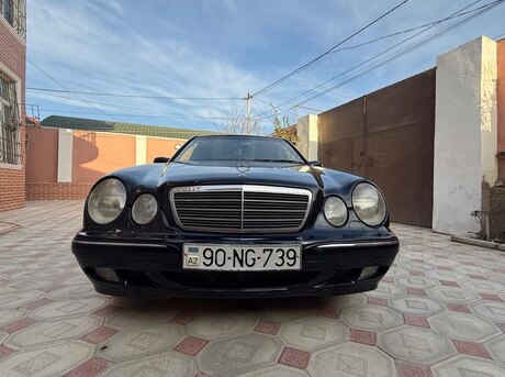 Mercedes E 270 2000