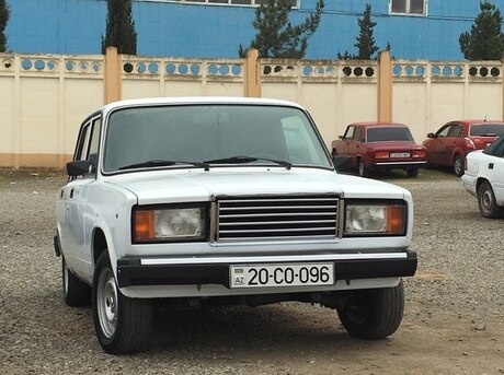 LADA (VAZ) 2107 2005