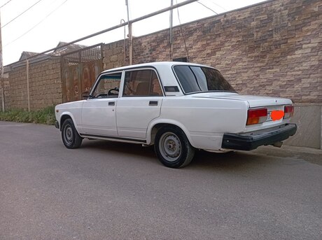 LADA (VAZ) 2107 2004