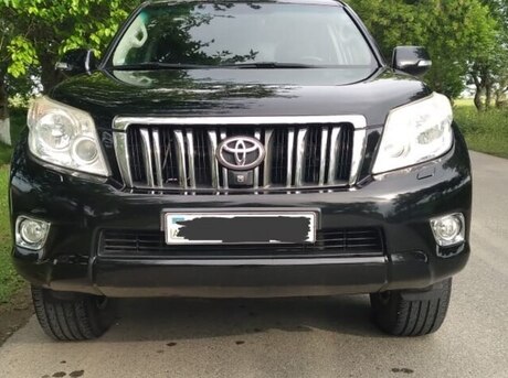 Toyota Land Cruiser Prado 2011
