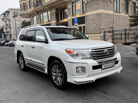 Toyota Land Cruiser 2013