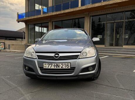 Opel Astra 2009