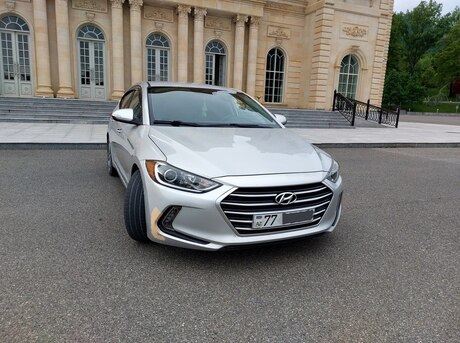 Hyundai Elantra 2016