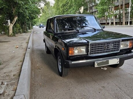LADA (VAZ) 2107 2011