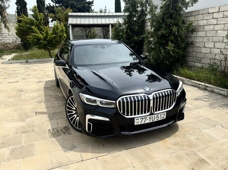 BMW 740