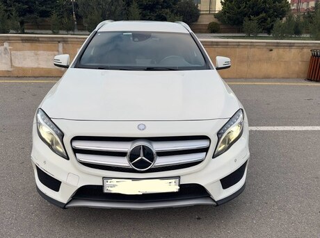 Mercedes GLA 200