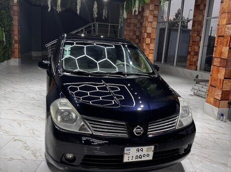 Nissan Tiida 2007