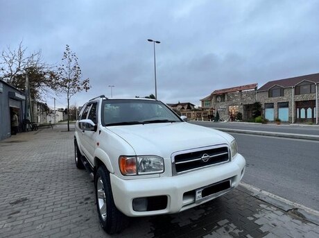 Nissan Pathfinder 2001