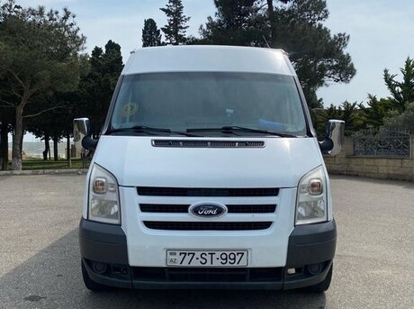 Ford Transit 2011