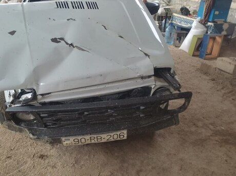 LADA (VAZ) Niva 2011