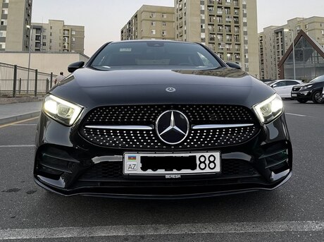 Mercedes A 250 e