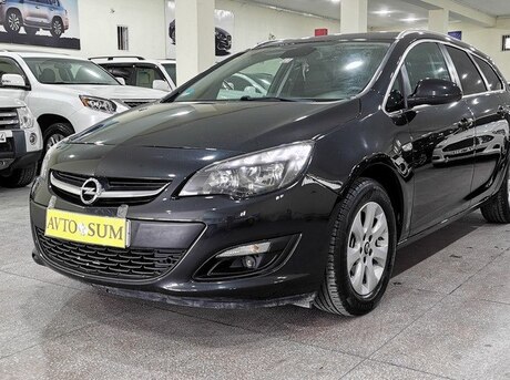 Opel Astra 2014