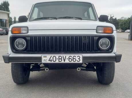 LADA (VAZ) Niva 2010